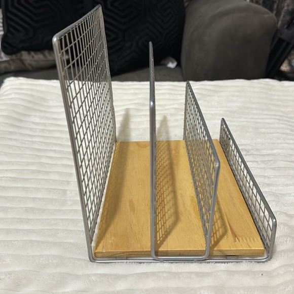 Mail Holder - Picture 2 of 4